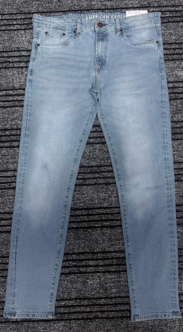 AMERICAN EAGLE